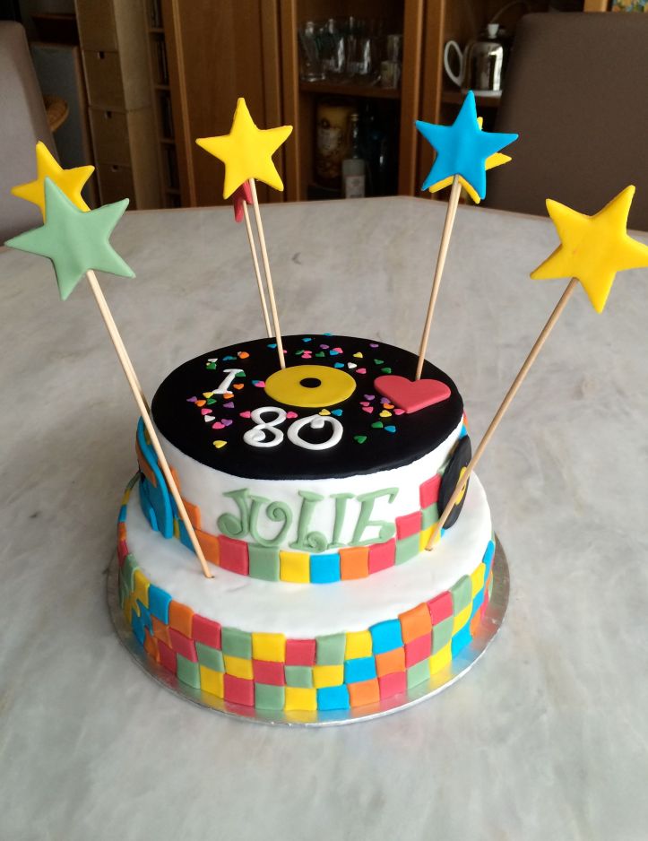 LDDA_Gateau_anniversaire_annees_80_cake_design1